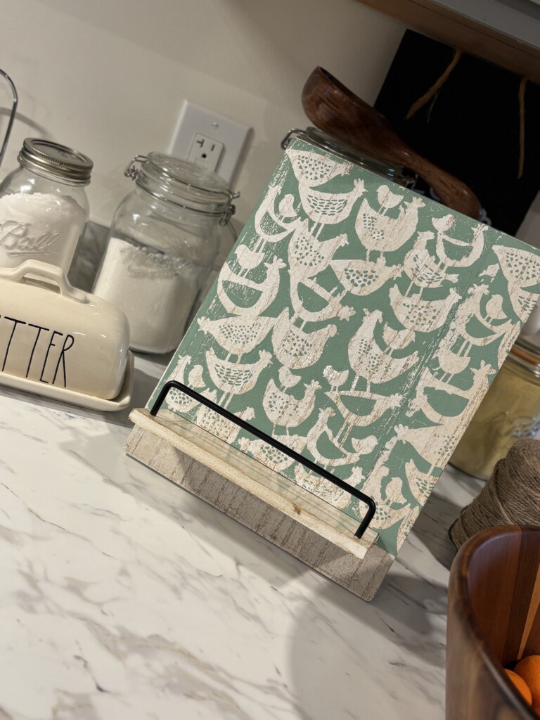 Modern Chicken Cookbook Stand